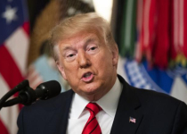 Ông Donald Trump tuyên bố sẽ có vaccine COVID-19 vào tháng 4 năm sau