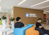 Tập đoàn của Jack Ma oằn mình trước sức ép từ Bắc Kinh