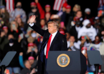 Tổng thống Trump quyết "chiến đấu hết mình" để giữ Nhà Trắng