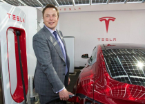 Thấy gì từ người giàu nhất thế giới?