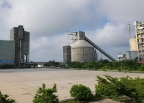 Một nhà máy xi măng bị ngân hàng rao bán đấu giá đất