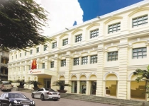 Công ty thành viên của Bến Thành bị HoSE nhắc nhờ vì chậm công bố thông tin cho thuê nhà đất