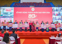 EximBank trao tặng 10 tỉ đồng hưởng ứng Tháng Nhân đạo năm 2026