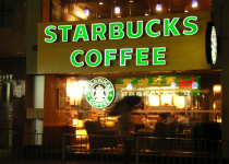 So sánh Trung Nguyên với Starbucks, Đặng Lê Nguyên Vũ có phiến diện?