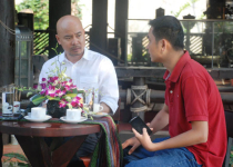 Đặng Lê Nguyên Vũ: "Chinh phục thế giới, chúng tôi không hoang tưởng"