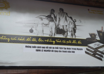 Trung Nguyên sửa hàng trăm bảng quảng cáo