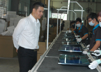 Từ buôn đồ điện tử thành ông chủ nhà máy 20 triệu USD