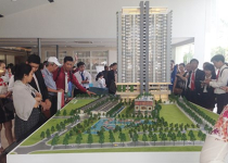 Bất động sản đang bị thổi giá?