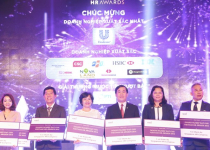 Novaland nhận 3 hạng mục giải thưởng tại Việt Nam HR Awards 2016