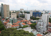 Ông Dương Công Minh mua thêm 18 triệu cổ phiếu Sacombank để đầu tư