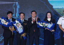 Ông Lê Văn Kiểm ủng hộ 100 tỷ đồng ở giải “Swing for Trường Sa”