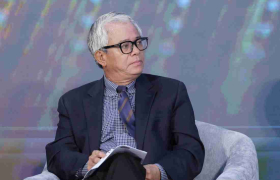 Bước ra thế giới trong kỷ nguyên mới