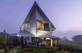 Xây nhà mái xếp gấp khúc trên sườn đồi Bảo Lộc ôm trọn tầm nhìn thung lũng