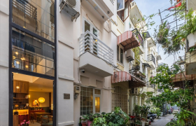 Từ nhà ống tối tăm đến không gian ngập tràn ánh sáng chỉ với 40m2 tại Nhà Bè