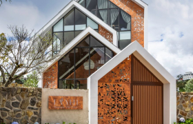 Biệt thự nghỉ dưỡng Đà Lạt nhảy bậc trên sườn đồi: Khúc biến tấu của những cao độ