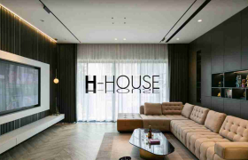 Nhà chung sân 3 thế hệ ở Hà Nội: Nghệ thuật chia không gian tối giản trên đất 58m²