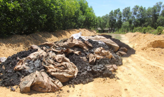 Trình tự việc điều tra và xử lý vụ phát hiện 100 tấn rác thải chôn trên rừng tại Hà Tĩnh