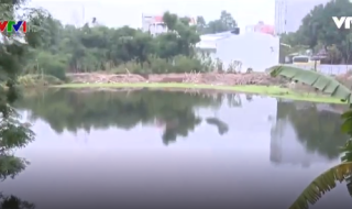 Hà Nội: Lấn chiếm đất hồ xây biệt thự, chính quyền làm ngơ
