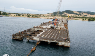 Treo 10 năm, Cảng Bắc Vân Phong hiện xây dựng đến đâu?