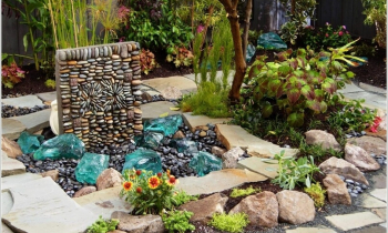 Sân vườn bắt mắt với tạo hình nghệ thuật độc đáo Sân vườn bắt mắt với tạo hình nghệ thuật độc đáo