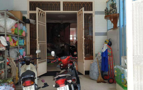 BÁN NHÀ HẺM 1007 LẠC LONG QUÂN, TÂN BÌNH, 1 TRỆT 2 LẦU, 174M2 XÂY DỰNG. LH: 0938595062 BÁN NHÀ HẺM 1007 LẠC LONG QUÂN, TÂN BÌNH, 1 TRỆT 2 LẦU, 174M2 XÂY DỰNG. LH: 0938595062