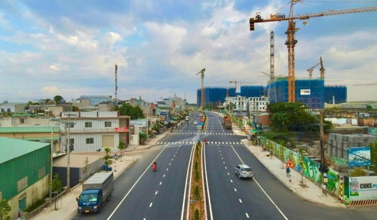 Khoảng cách giữa vùng ven cửa ngõ và nội thành TP.HCM ngày càng gần