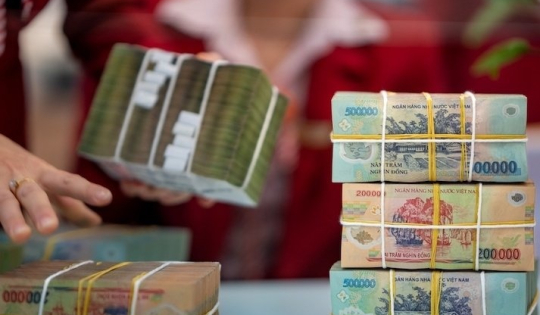 Hàng nghìn tỷ đồng từ trái phiếu liên tục đổ về công ty bất động sản ở Sài Gòn