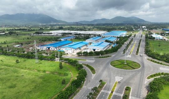 Bất động sản 24h: Bà Rịa-Vũng Tàu sẽ tập trung phát triển khu công nghiệp, đô thị mới tại Phú Mỹ, Châu Đức