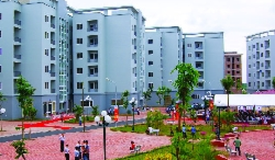 Kẹt vốn, nhiều dự án bất động sản 'mắc cạn' 