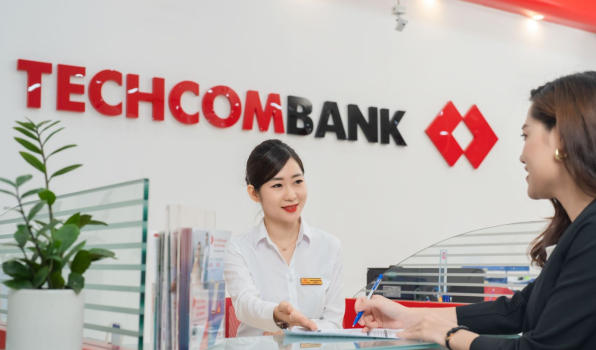 Techcombank lập kỷ lục lục lợi nhuận mới, lãi trước thuế 6 tháng đầu năm đạt 15,6 nghìn tỷ đồng