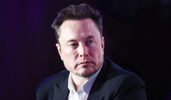 Ngày buồn của Elon Musk: Mất 21 tỷ USD vì Tesla