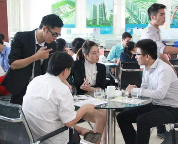 Môi giới bất động sản: Xin đừng làm méo mó Môi giới bất động sản: Xin đừng làm méo mó
