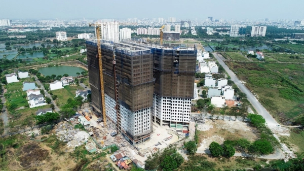 Cất nóc dự án Saigon Intela Cất nóc dự án Saigon Intela