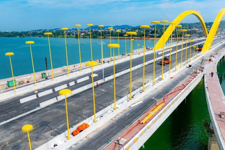 Dự án công trình cầu Nguyễn Hoàng qua sông Hương 