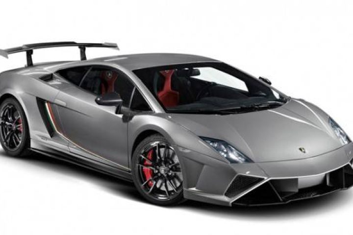 Tìm hiểu từ A đến Z Lamborghini Gallardo 